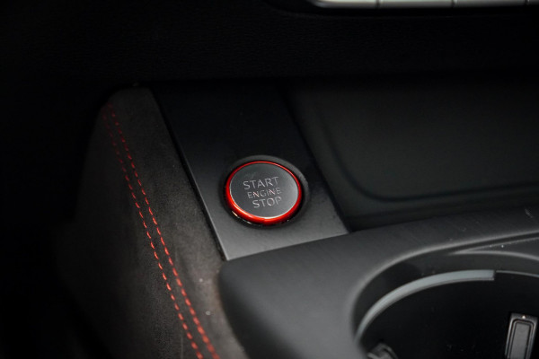 Audi A5 Coupé 2.9 TFSI RS 5 quattro Audi RS5 Coupé 2.9 TFSI A5 quattro / Miltek / Pano / ACC