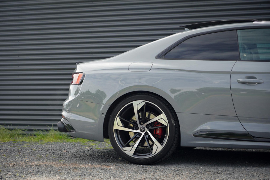 Audi A5 Coupé 2.9 TFSI RS 5 quattro Audi RS5 Coupé 2.9 TFSI A5 quattro / Miltek / Pano / ACC