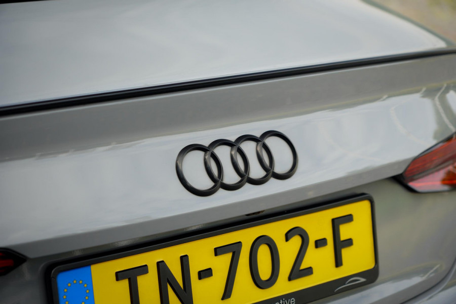Audi A5 Coupé 2.9 TFSI RS 5 quattro Audi RS5 Coupé 2.9 TFSI A5 quattro / Miltek / Pano / ACC