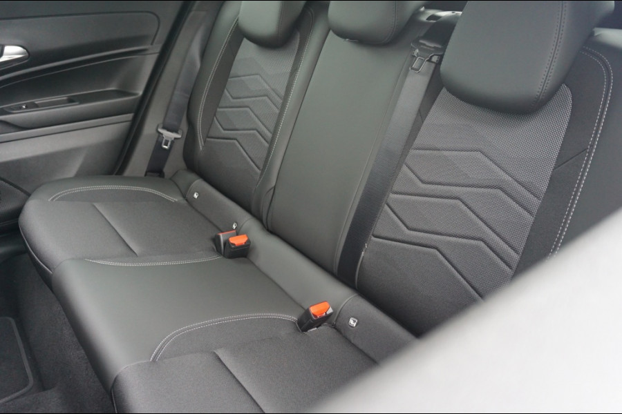 Jeep Avenger 100PK Summit SCHUIFDAK | ELEK.KLEP | WINTERPACK | € 5.468 KORTIN