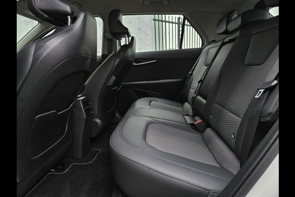 Kia Niro EV DynamicLine 64.8 kWh Gratis Laadpaal | Adapt. Cruise | Camera | Climate Control | Carplay/Android Auto |