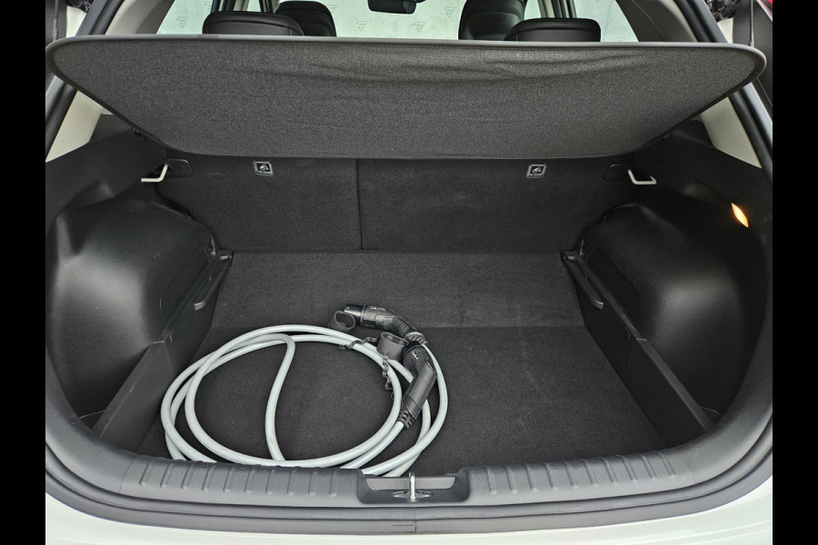 Kia Niro EV DynamicLine 64.8 kWh Gratis Laadpaal | Adapt. Cruise | Camera | Climate Control | Carplay/Android Auto |
