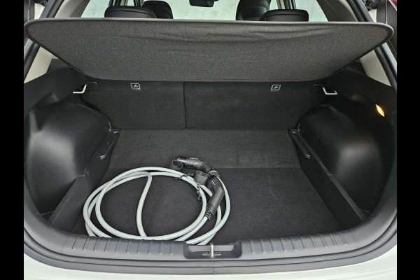 Kia Niro EV DynamicLine 64.8 kWh Gratis Laadpaal | Adapt. Cruise | Camera | Climate Control | Carplay/Android Auto |