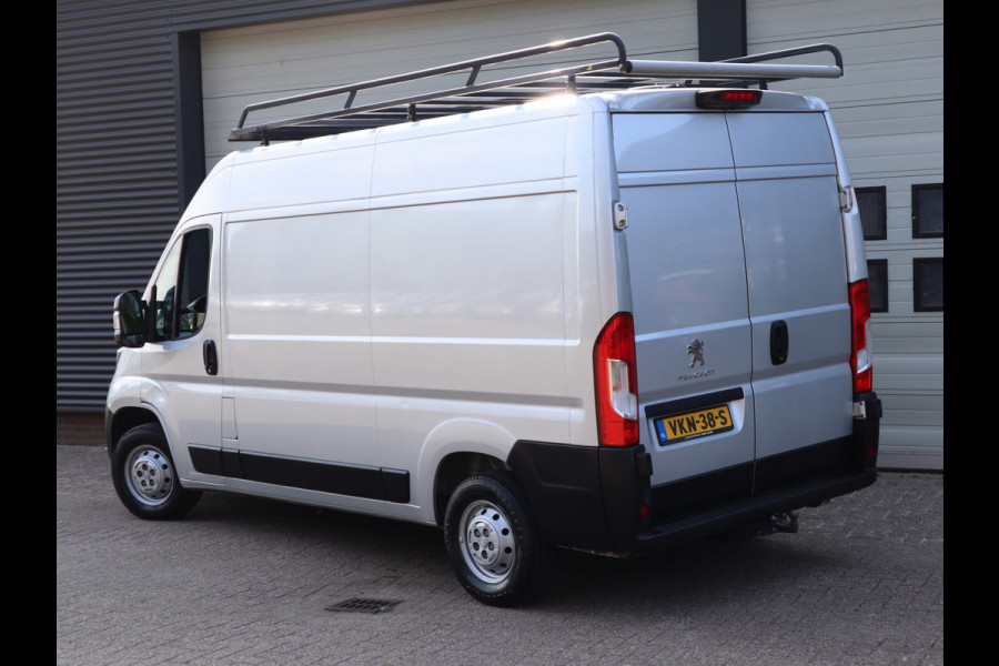 Peugeot Boxer 330 2.2 BlueHDi 141pk Euro 6 L2H2 - Imperiaal - Trekhaak - NAP
