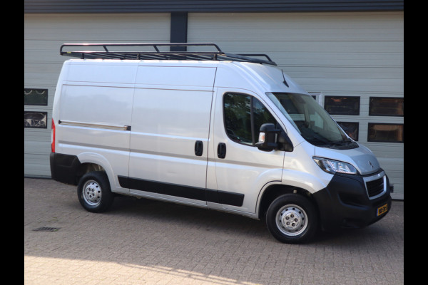 Peugeot Boxer 330 2.2 BlueHDi 141pk Euro 6 L2H2 - Imperiaal - Trekhaak - NAP