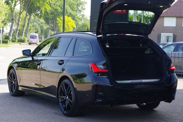 BMW 3 Serie Touring 330e xDrive 293 PK M-Sport Pro, Panoramadak, Elek. Trekhaak, Camera