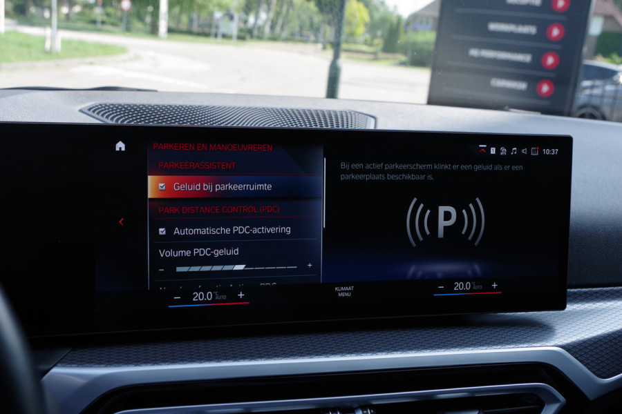 BMW 3 Serie Touring 330e xDrive 293 PK M-Sport Pro, Panoramadak, Elek. Trekhaak, Camera