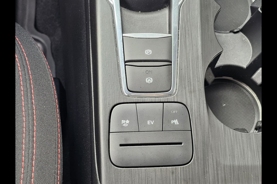 Ford Kuga 2.5 PHEV ST-Line | Winter Pack | Camera | Magnetic | Digitaal dashboard | Full led | Fabrieksgarantie tot 03-2029!