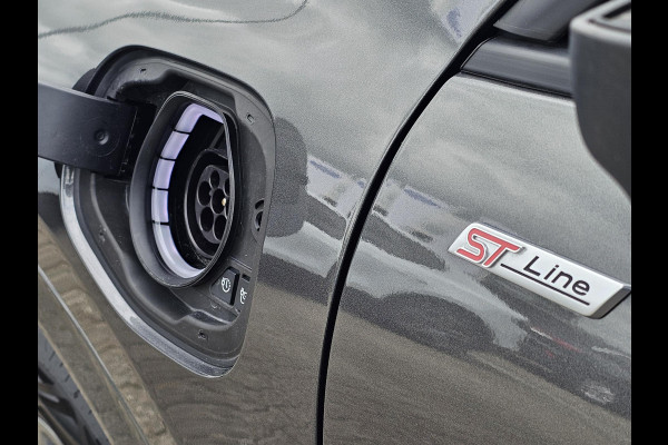 Ford Kuga 2.5 PHEV ST-Line | Winter Pack | Camera | Magnetic | Digitaal dashboard | Full led | Fabrieksgarantie tot 03-2029!