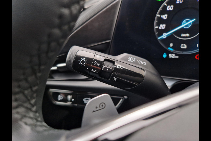 Kia Niro EV DynamicPlusLine 64.8 kWh Gratis Laadpaal | Open Dak | LED | Key-Less | BSD | HUD | Camera |