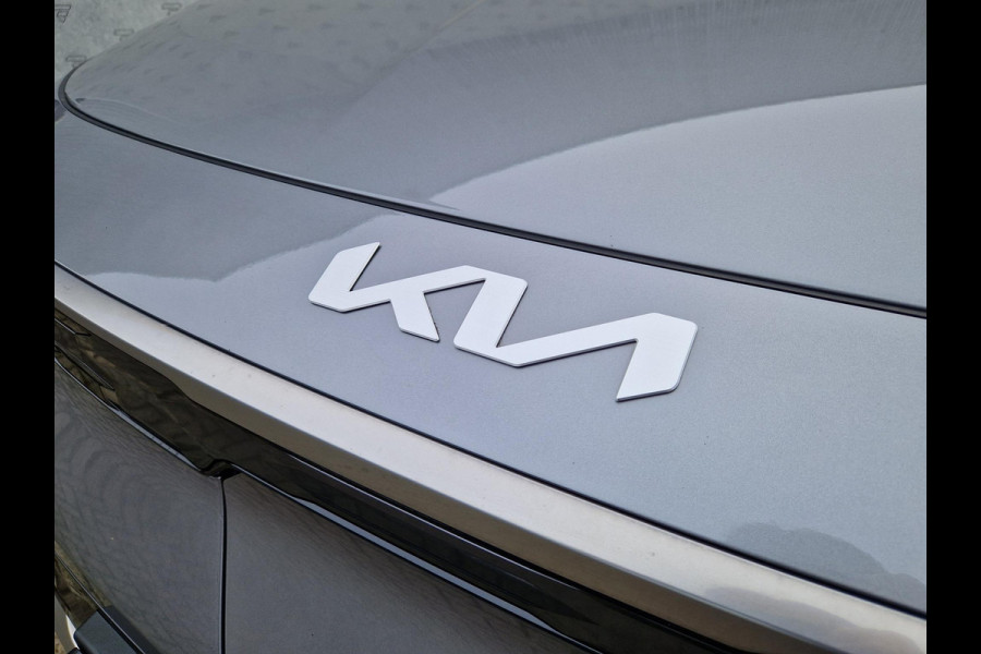 Kia Niro EV DynamicPlusLine 64.8 kWh Gratis Laadpaal | Open Dak | LED | Key-Less | BSD | HUD | Camera |