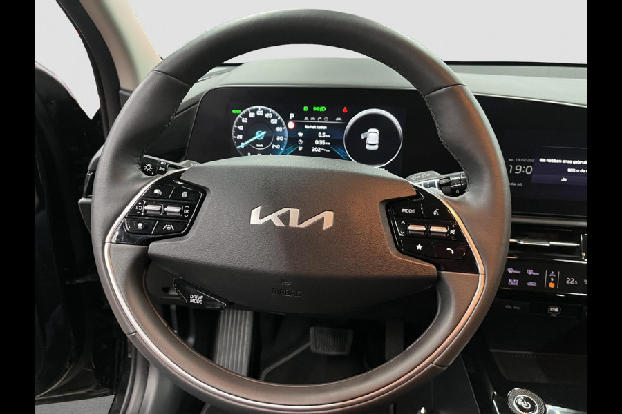 Kia Niro EV Edition Advanced 64.8 kWh Gratis Laadpaal | Automaat | Navi | Clima | Cruise | Stoel & Stuurverwarming | Leder | Schuif Kanteldak | Sensoren |