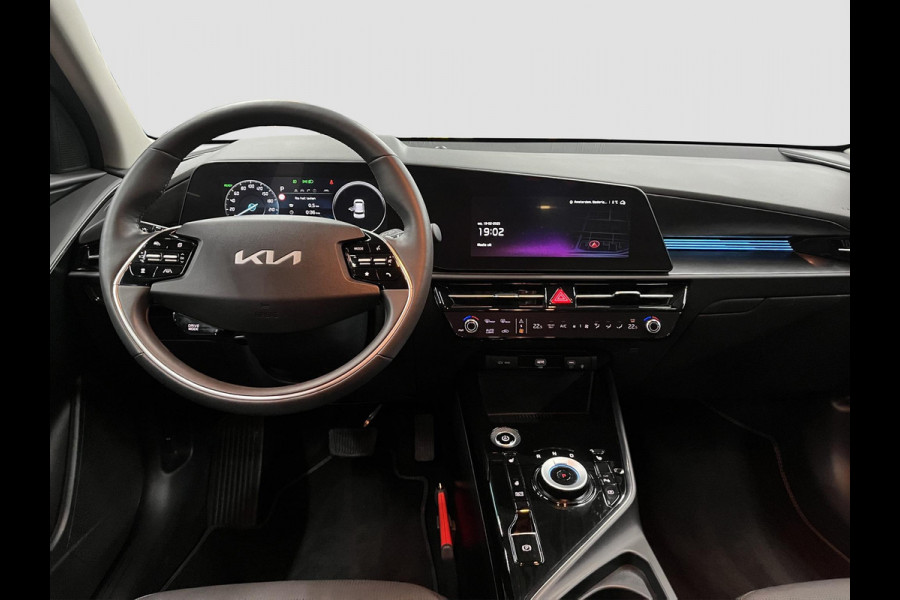 Kia Niro EV Edition Advanced 64.8 kWh Gratis Laadpaal | Automaat | Navi | Clima | Cruise | Stoel & Stuurverwarming | Leder | Schuif Kanteldak | Sensoren |