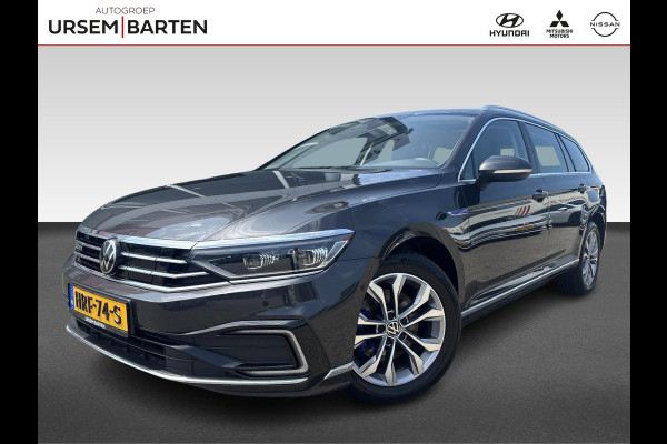 Volkswagen Passat Variant 1.4 TSI PHEV GTE Business | schuifdak | ACC | matrix LED | halfleder |