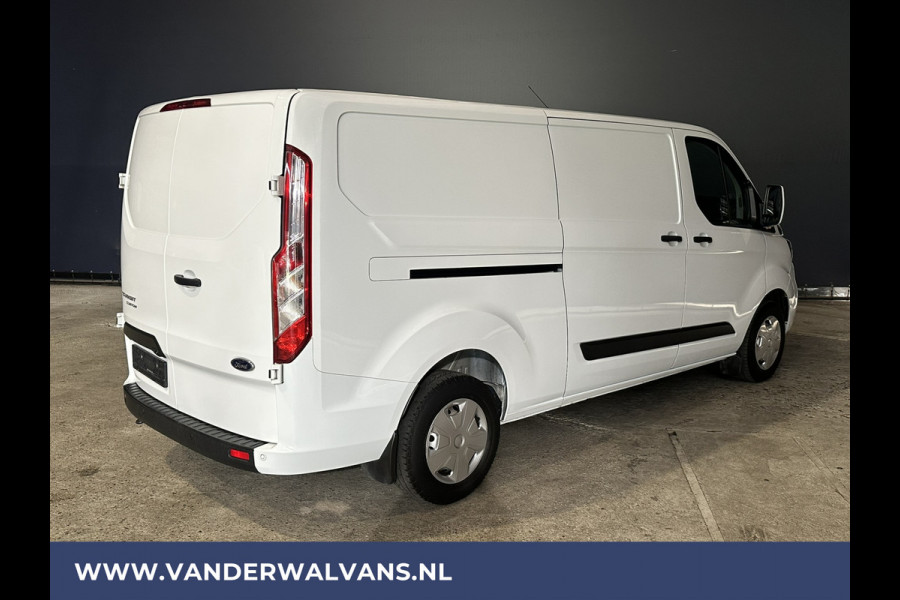 Ford Transit Custom 2.0 TDCI L2H1 Euro6 Airco | Navigatie | Camera | LED | Cruisecontrol | Verwarmde voorruit 2800kg trekvermogen, Stoelverwarming, Parkeersensoren, Bijrijdersbank