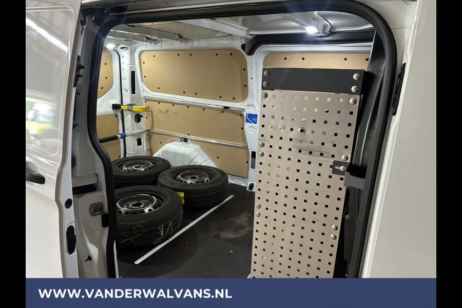 Ford Transit Custom 2.0 TDCI L2H1 Euro6 Airco | Navigatie | Camera | LED | Cruisecontrol | Verwarmde voorruit 2800kg trekvermogen, Stoelverwarming, Parkeersensoren, Bijrijdersbank