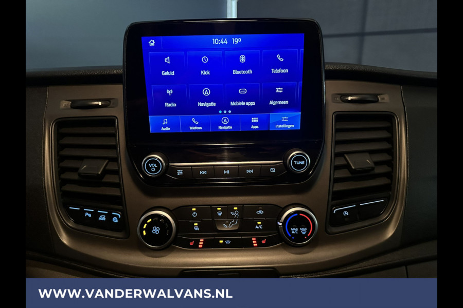 Ford Transit Custom 2.0 TDCI L2H1 Euro6 Airco | Navigatie | Camera | LED | Cruisecontrol | Verwarmde voorruit 2800kg trekvermogen, Stoelverwarming, Parkeersensoren, Bijrijdersbank