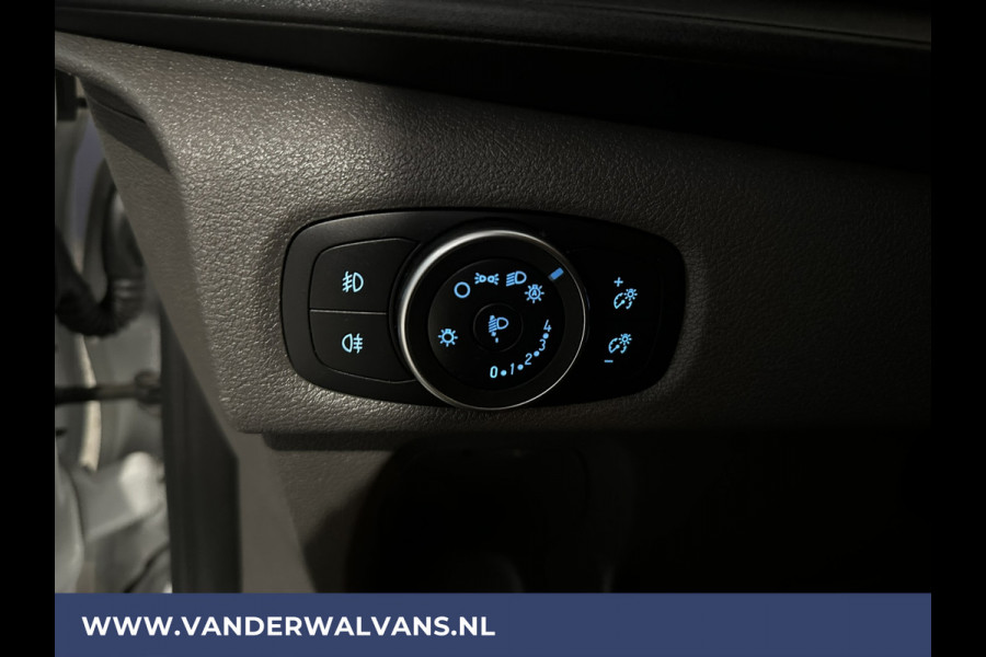 Ford Transit Custom 2.0 TDCI L2H1 Euro6 Airco | Navigatie | Camera | LED | Cruisecontrol | Verwarmde voorruit 2800kg trekvermogen, Stoelverwarming, Parkeersensoren, Bijrijdersbank
