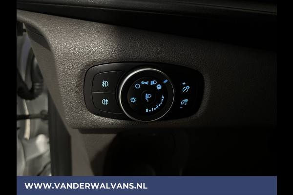 Ford Transit Custom 2.0 TDCI L2H1 Euro6 Airco | Navigatie | Camera | LED | Cruisecontrol | Verwarmde voorruit 2800kg trekvermogen, Stoelverwarming, Parkeersensoren, Bijrijdersbank
