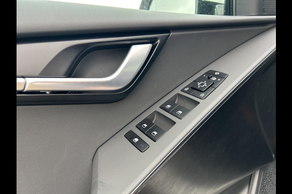 Kia Niro EV Light Edition 64.8 kWh Automaat | Clima | Cruise | Camera | Navi | Apple Carplay & Android Auto |