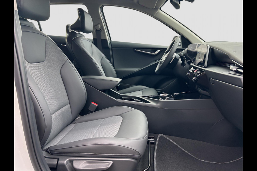 Kia Niro EV Light Edition 64.8 kWh Automaat | Clima | Cruise | Camera | Navi | Apple Carplay & Android Auto |