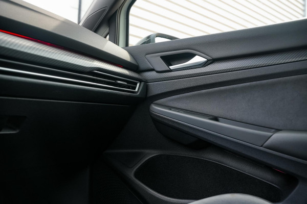 Volkswagen Golf 2.0 TSI R 4Motion Panodak Maxton Camera DAB+ ACC Decat Dode Hoek Stuurverw. Alcantara