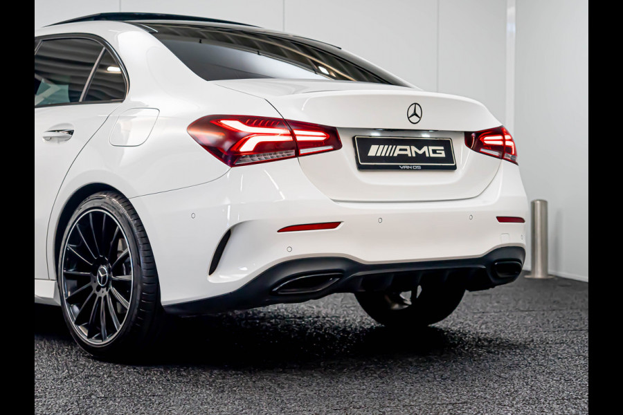 Mercedes-Benz A-Klasse A 200 AMG Line | NIGHT | Pano | Burmester®