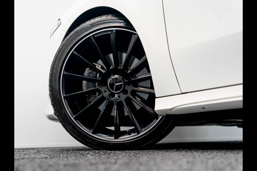 Mercedes-Benz A-Klasse A 200 AMG Line | NIGHT | Pano | Burmester®