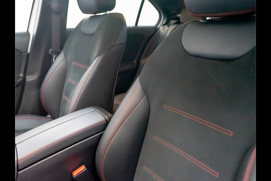 Mercedes-Benz A-Klasse A 200 AMG Line | NIGHT | Pano | Burmester®