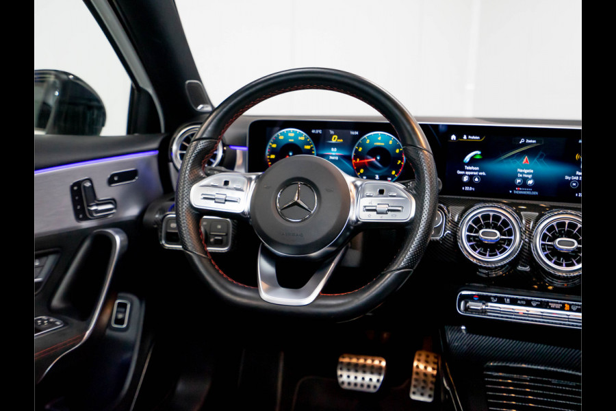 Mercedes-Benz A-Klasse A 200 AMG Line | NIGHT | Pano | Burmester®