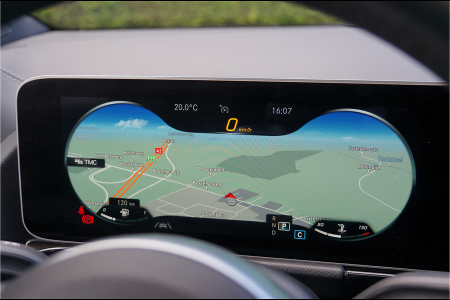 Mercedes-Benz GLA GLA 250 4M AMG Line | Leder Panorama Carplay Camera