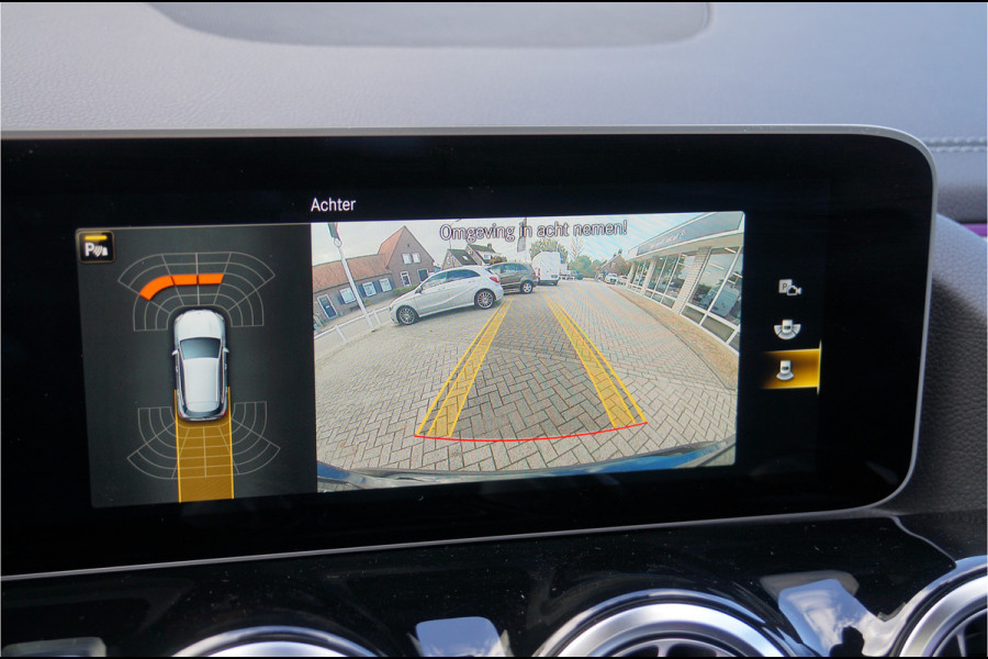 Mercedes-Benz GLA GLA 250 4M AMG Line | Leder Panorama Carplay Camera