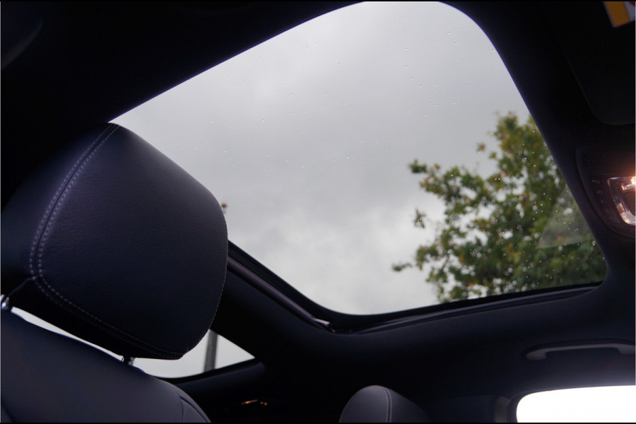 Mercedes-Benz GLA GLA 250 4M AMG Line | Leder Panorama Carplay Camera