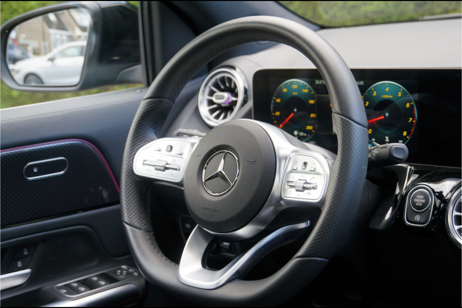 Mercedes-Benz GLA GLA 250 4M AMG Line | Leder Panorama Carplay Camera