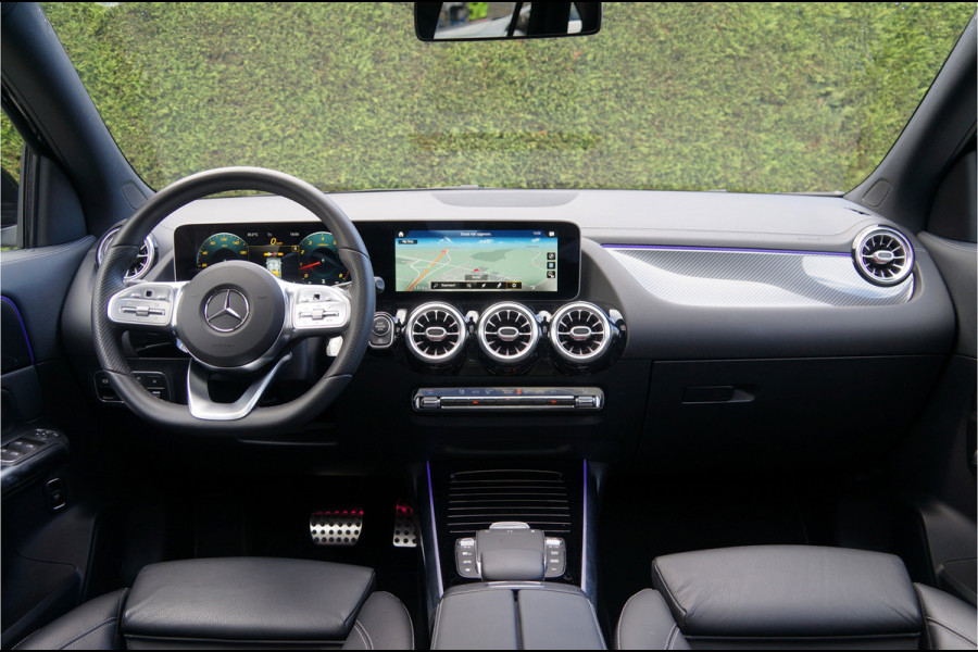 Mercedes-Benz GLA GLA 250 4M AMG Line | Leder Panorama Carplay Camera