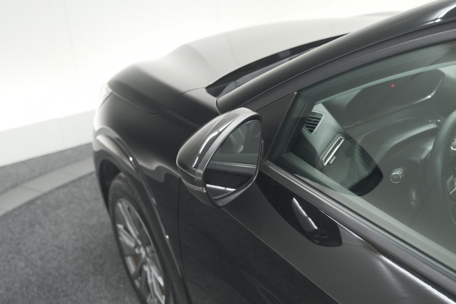 Peugeot e-208 EV Allure 50 kWh | 3 Fase Laadfunctie | Parkeersensoren | Apple Carplay