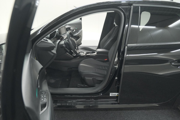 Peugeot e-208 EV Allure 50 kWh | 3 Fase Laadfunctie | Parkeersensoren | Apple Carplay