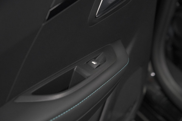 Peugeot e-208 EV Allure 50 kWh | 3 Fase Laadfunctie | Parkeersensoren | Apple Carplay
