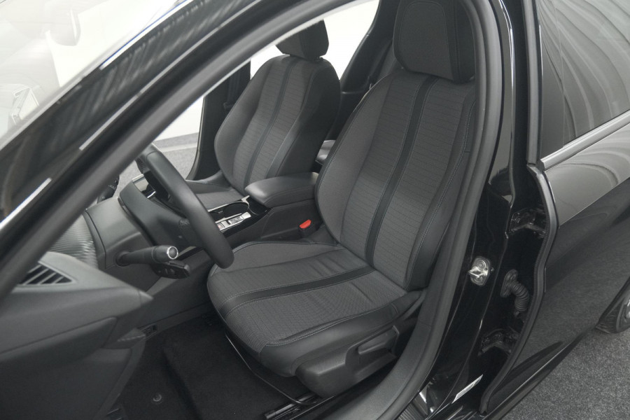 Peugeot e-208 EV Allure 50 kWh | 3 Fase Laadfunctie | Parkeersensoren | Apple Carplay