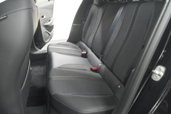 Peugeot e-208 EV Allure 50 kWh | 3 Fase Laadfunctie | Parkeersensoren | Apple Carplay