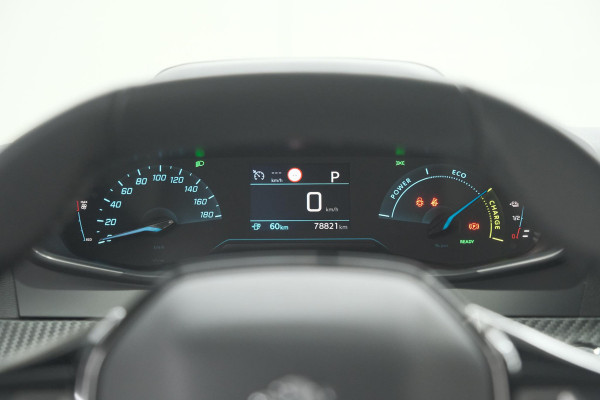 Peugeot e-208 EV Allure 50 kWh | 3 Fase Laadfunctie | Parkeersensoren | Apple Carplay