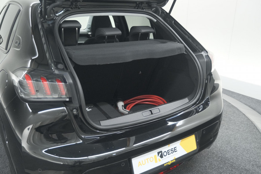 Peugeot e-208 EV Allure 50 kWh | 3 Fase Laadfunctie | Parkeersensoren | Apple Carplay