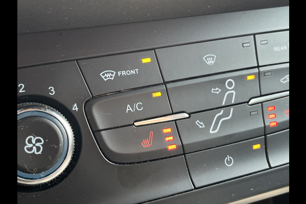 Ford FOCUS Wagon 1.5 EcoBoost ST-Line 150pk/110kW 6-bak | Trekhaak | Stoel-, stuur en voorruitverwarming | SYNC3 | Carplay/Android Auto | etc. etc.