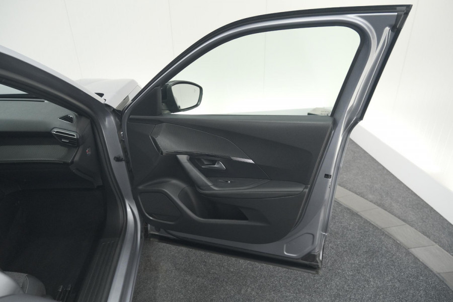 Peugeot 2008 Hybrid 136 e-DCS6 Allure | 360 Camera | Adaptieve Cruise Control | Dodehoekdetectie | Navigatie