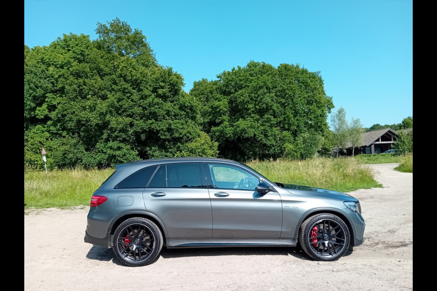 Mercedes-Benz GLC AMG 63 S 4MATIC+ KUIPSTOELEN, PANODAK, SENSOR ACHTERKLEP