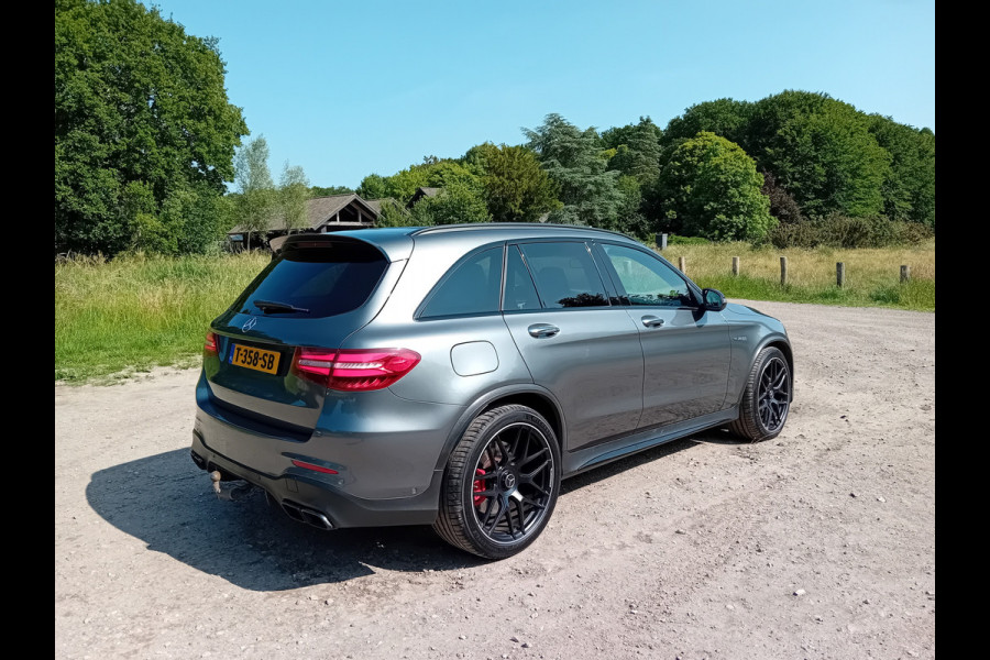 Mercedes-Benz GLC AMG 63 S 4MATIC+ KUIPSTOELEN, PANODAK, SENSOR ACHTERKLEP