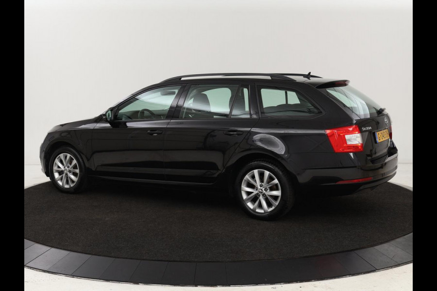 Škoda Octavia Combi 1.0 TSI Grt Amb. Bns | Adaptive cruise | DSG Automaat | Climate control | Carplay | Parkeerhulp