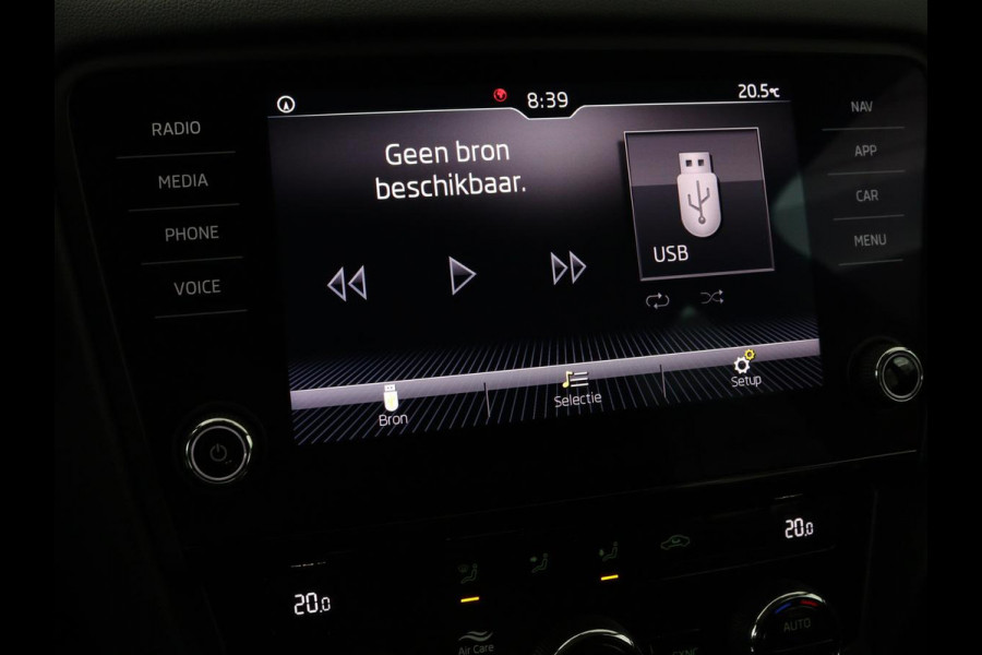 Škoda Octavia Combi 1.0 TSI Grt Amb. Bns | Adaptive cruise | DSG Automaat | Climate control | Carplay | Parkeerhulp