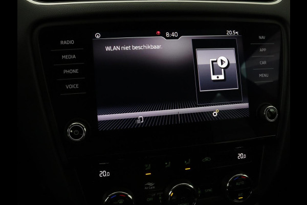 Škoda Octavia Combi 1.0 TSI Grt Amb. Bns | Adaptive cruise | DSG Automaat | Climate control | Carplay | Parkeerhulp