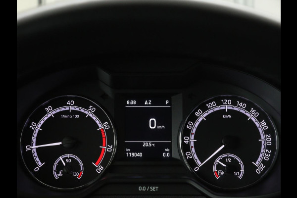 Škoda Octavia Combi 1.0 TSI Grt Amb. Bns | Adaptive cruise | DSG Automaat | Climate control | Carplay | Parkeerhulp